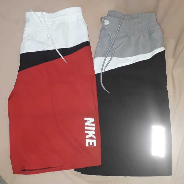 Bermuda da Nike Vermelha e Branca